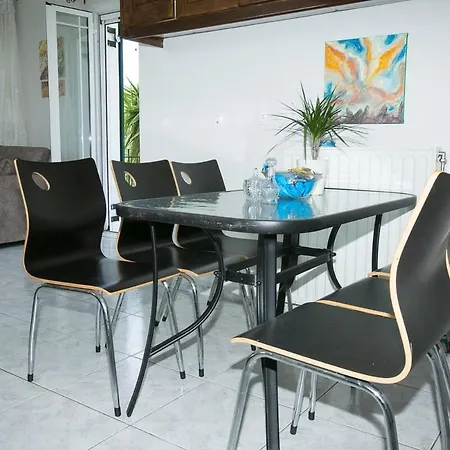 Evaggelatos Hébergement de vacances *