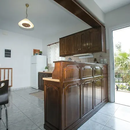 Evaggelatos بيت للعطل